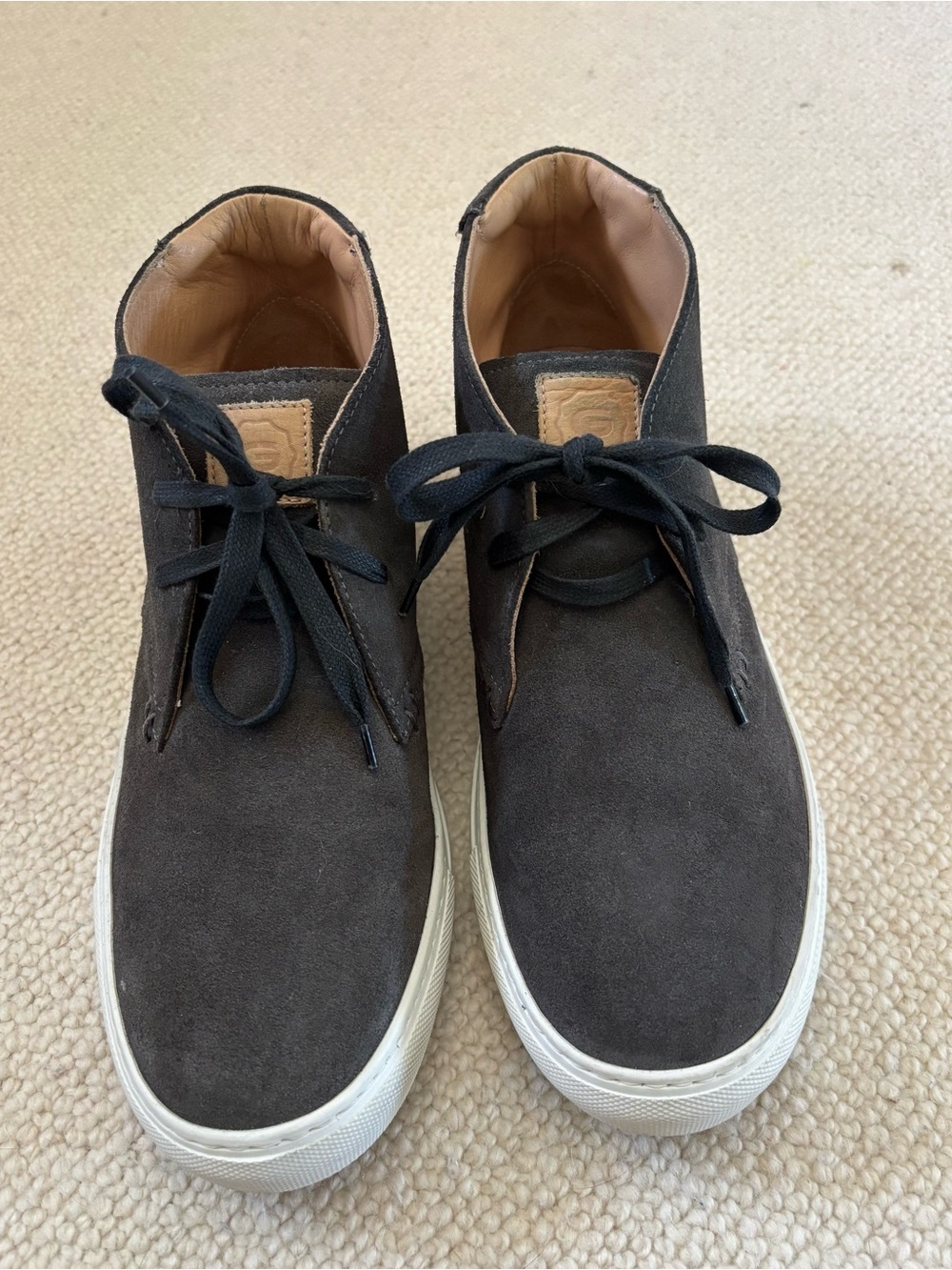 Greats Brooklyn Men's Charcoal Gray Suede Chukka Sneakers 9.5 EUC